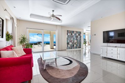 Detached Villa For Sale  in  Peyia