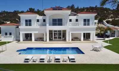 Detached Villa For Sale  in  Peyia