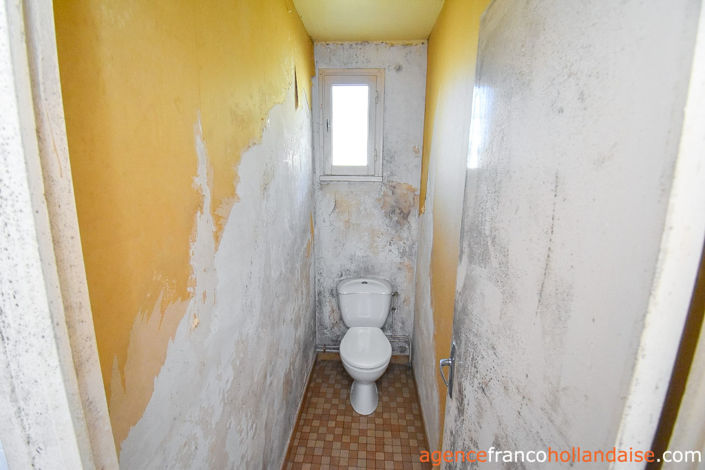 Image No.10-3 Bed House for sale