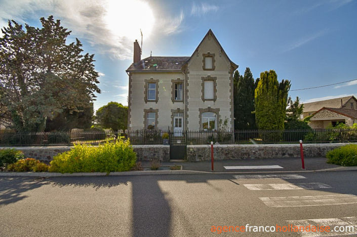 Image No.1-5 Bed House for sale