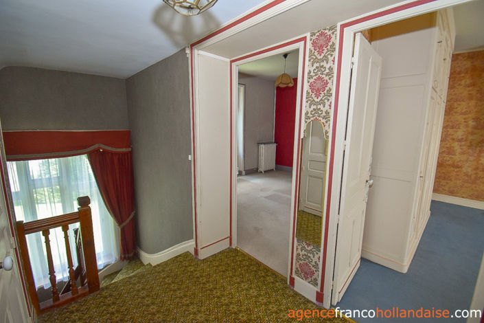 Image No.22-5 Bed House for sale