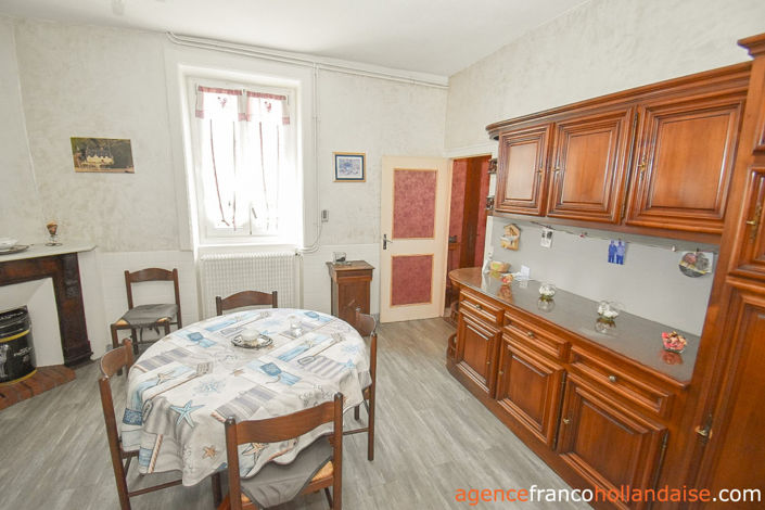 Image No.7-6 Bed House for sale