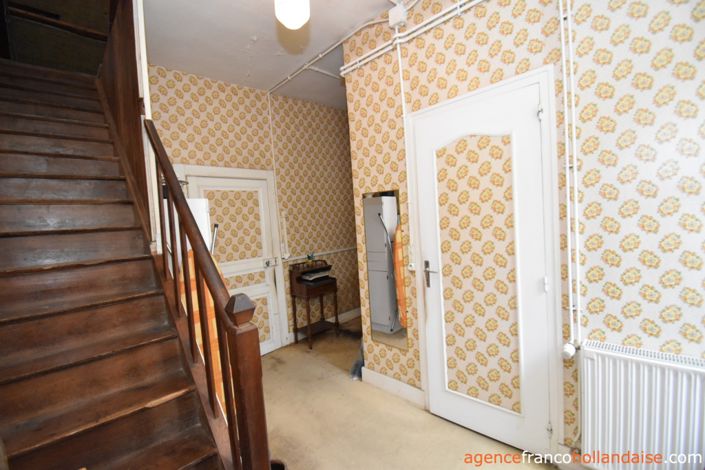 Image No.11-2 Bed House for sale