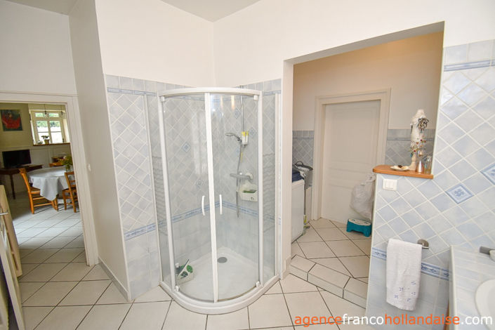 Image No.13-8 Bed House for sale