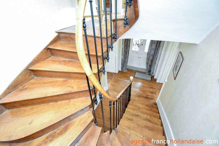 Image No.16-8 Bed House for sale