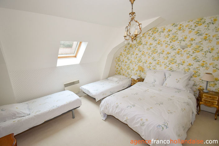 Image No.43-8 Bed House for sale