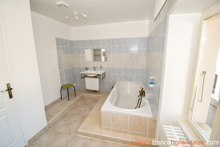 Image No.30-8 Bed Commercial for sale