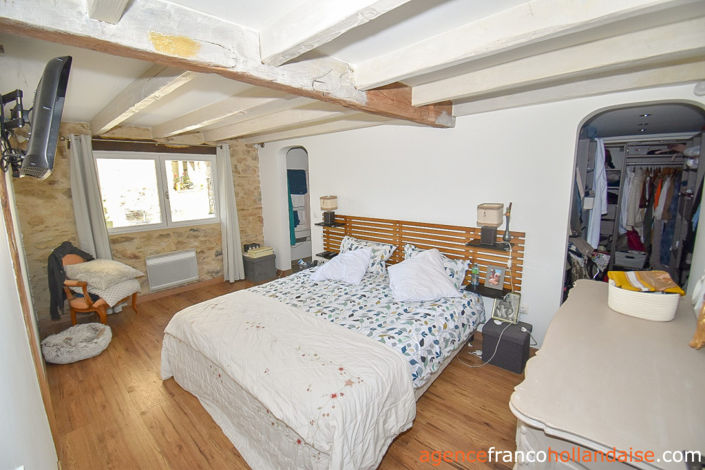 Image No.7-8 Bed Commercial for sale