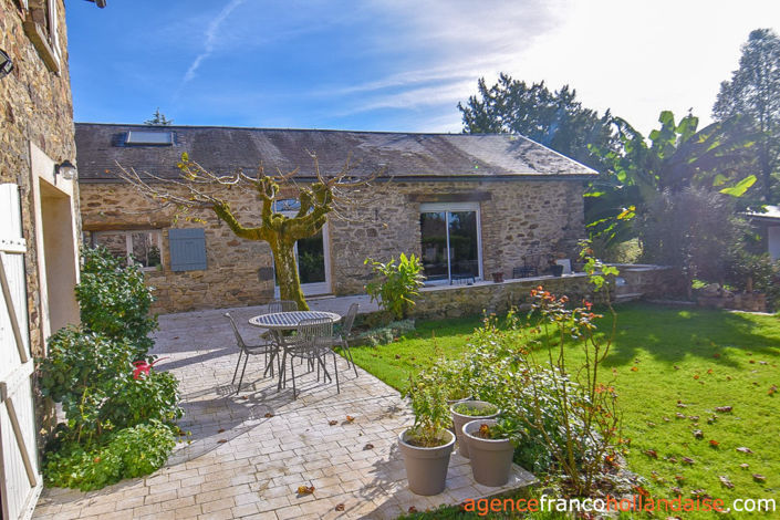 Image No.9-8 Bed Commercial for sale