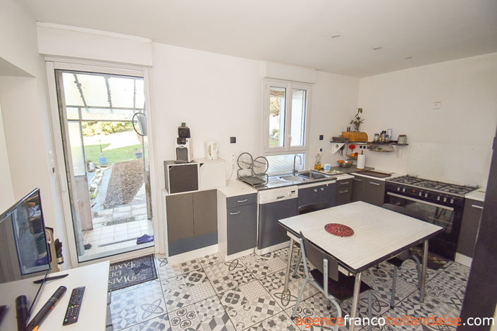 Image No.10-3 Bed House for sale