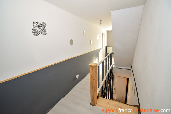 Image No.11-3 Bed House for sale