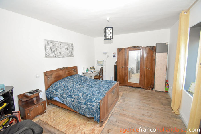 Image No.14-3 Bed House for sale