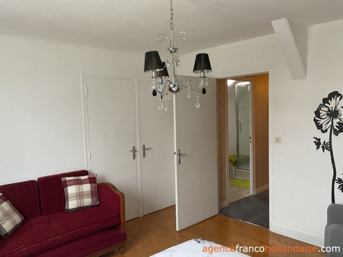 Image No.16-5 Bed House for sale