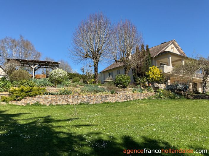 Image No.30-5 Bed House for sale