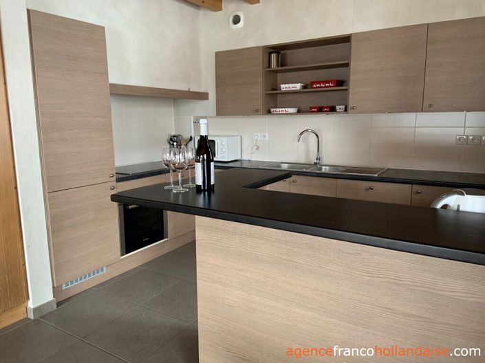 Image No.13-5 Bed House for sale