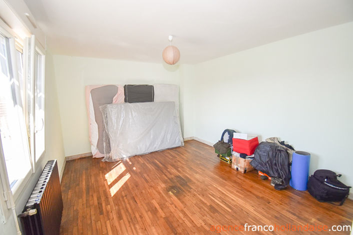 Image No.20-5 Bed House for sale