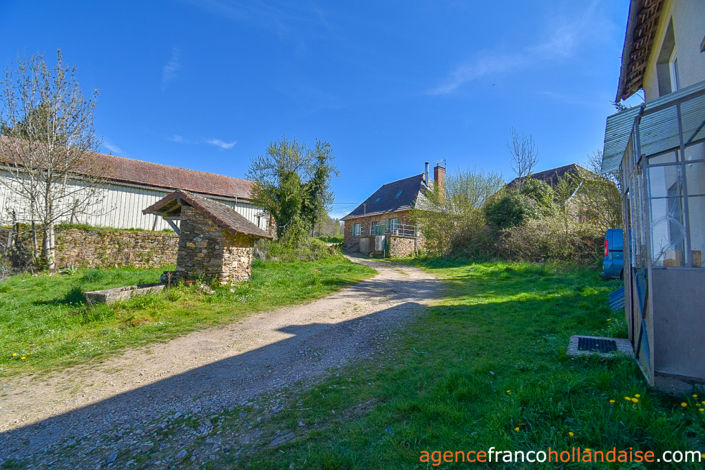 Image No.42-5 Bed House for sale