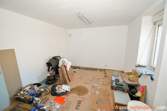 Image No.9-5 Bed House for sale