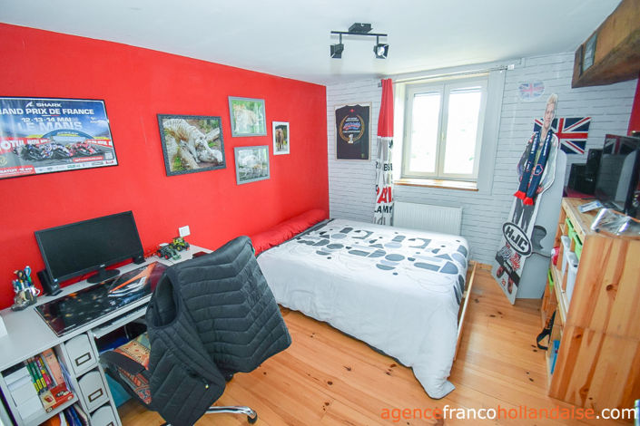 Image No.25-3 Bed House for sale