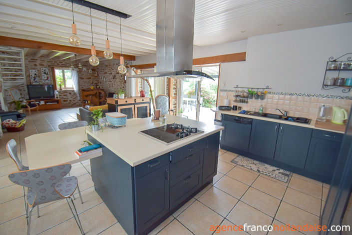 Image No.7-3 Bed House for sale