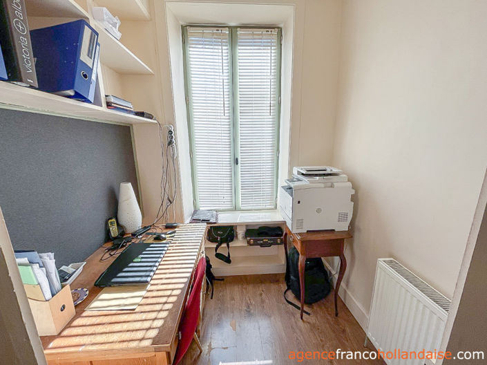 Image No.21-3 Bed House for sale