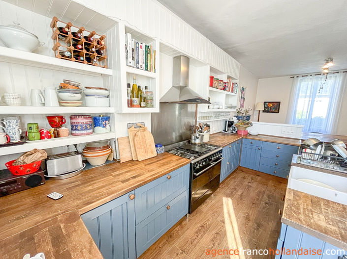 Image No.6-3 Bed House for sale