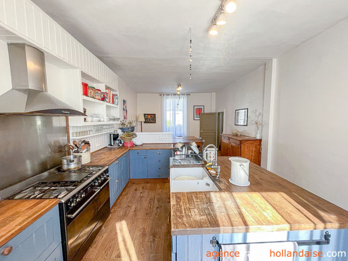 Image No.8-3 Bed House for sale