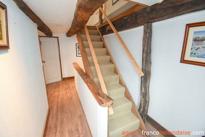 Image No.8-3 Bed House for sale