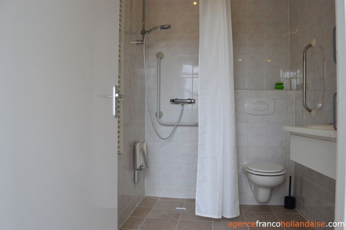 Image No.10-15 Bed House for sale