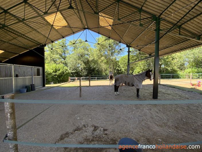 Image No.35-15 Bed House for sale