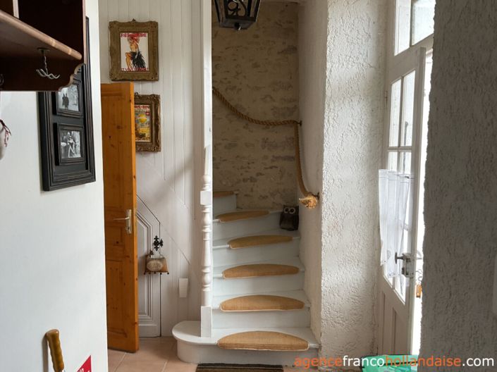 Image No.29-6 Bed House for sale