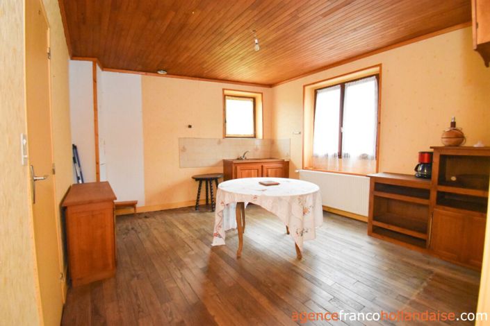 Image No.14-5 Bed House for sale