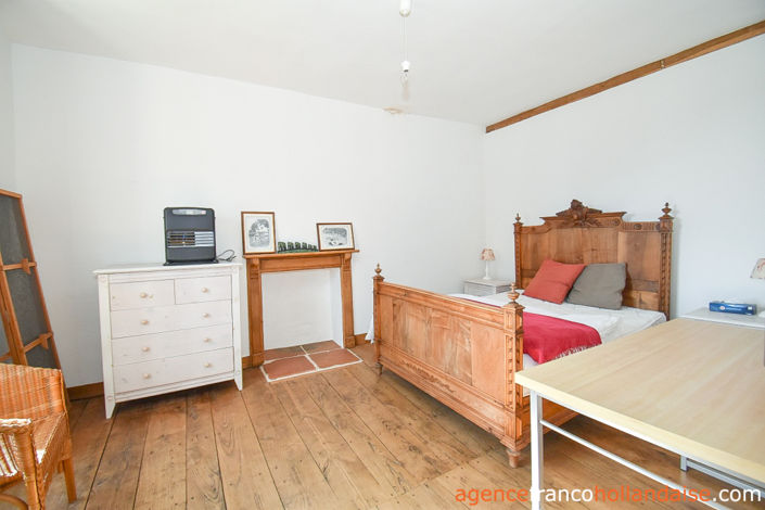 Image No.14-3 Bed House for sale