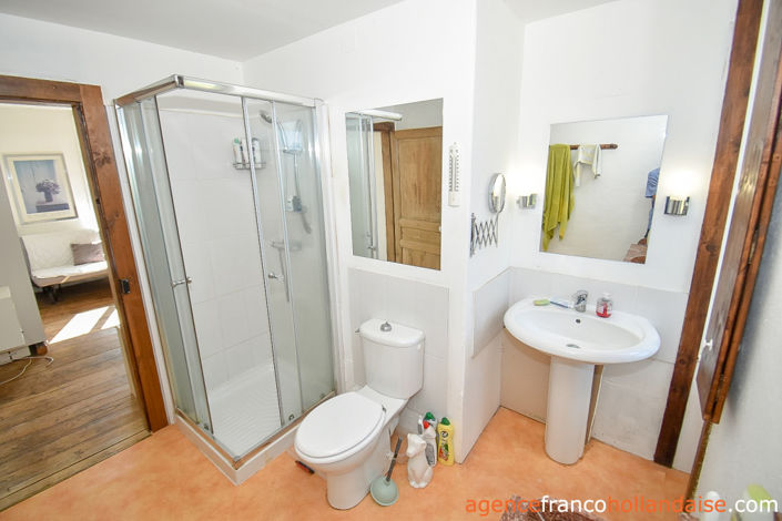 Image No.16-3 Bed House for sale