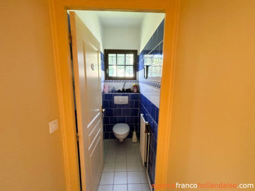 groot-terras-en-panoramisch-uitzicht-48large