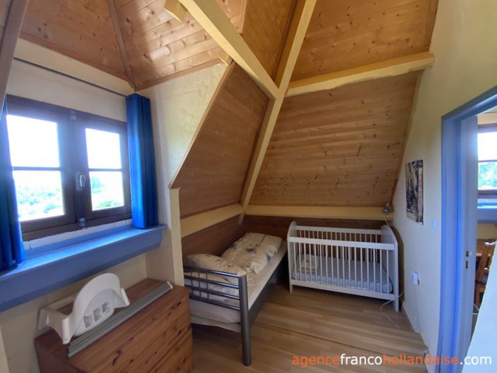 Image No.19-3 Bed House for sale