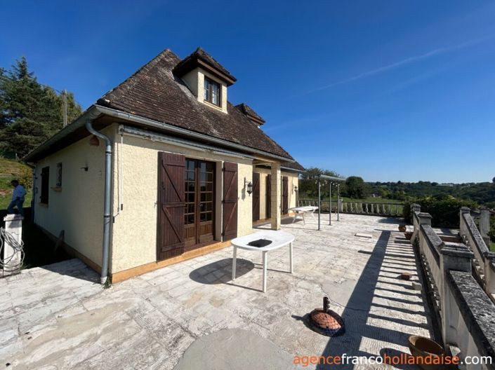 Image No.24-3 Bed House for sale