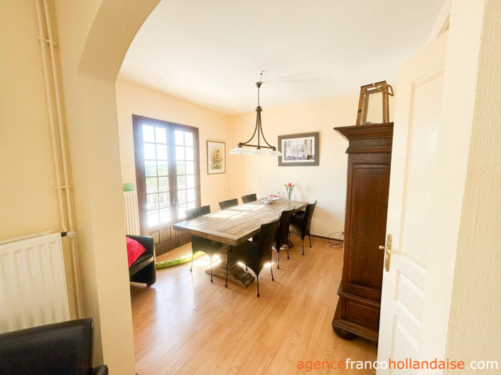 Image No.6-3 Bed House for sale