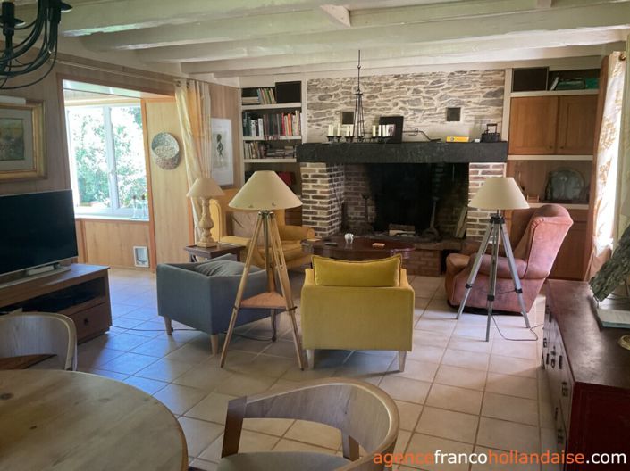 Image No.4-2 Bed House for sale