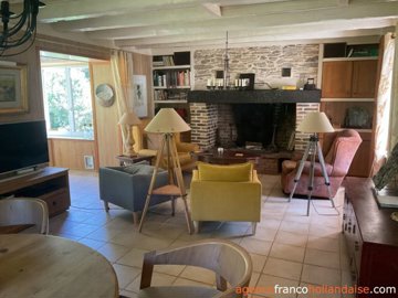 gelegen-in-een-parktuin-en-met-zwembad-5large