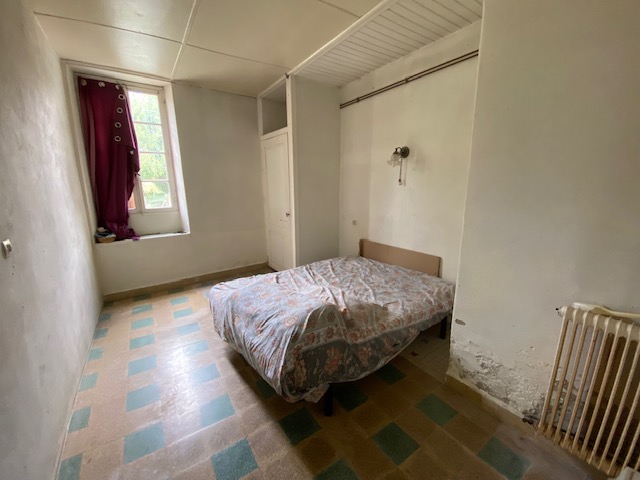 Image No.10-4 Bed Property for sale