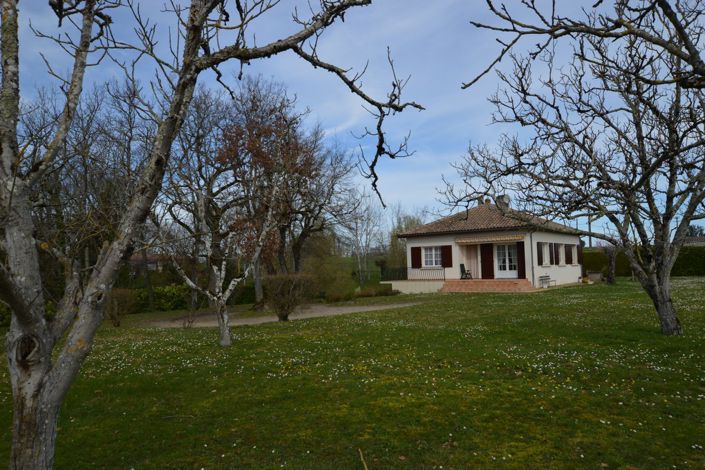 Image No.2-3 Bed Country House for sale