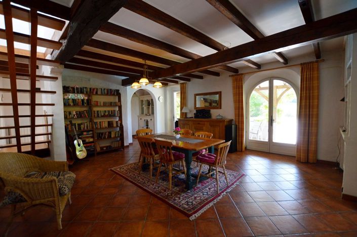 Image No.8-5 Bed Country House for sale