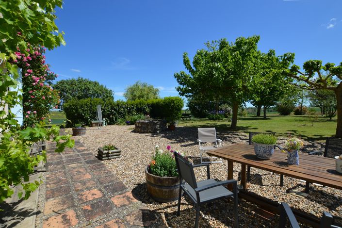 Image No.9-4 Bed Property for sale