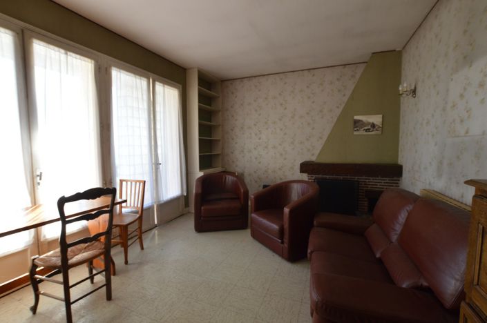 Image No.5-3 Bed Village House for sale