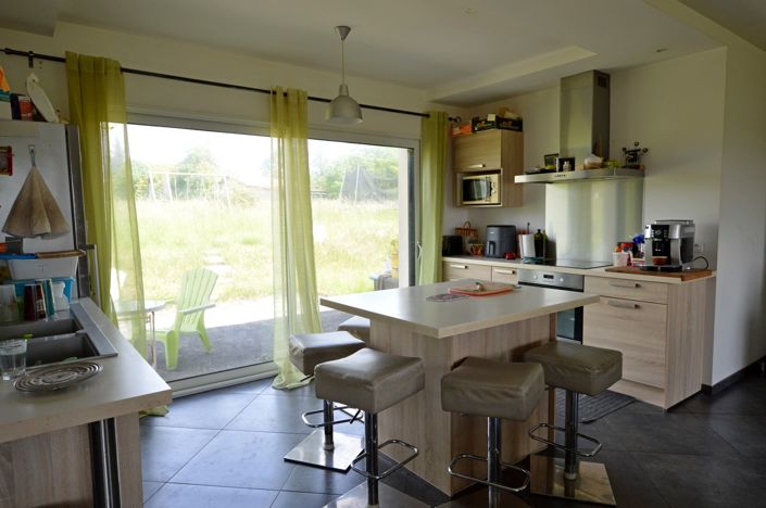 Image No.9-3 Bed Village House for sale