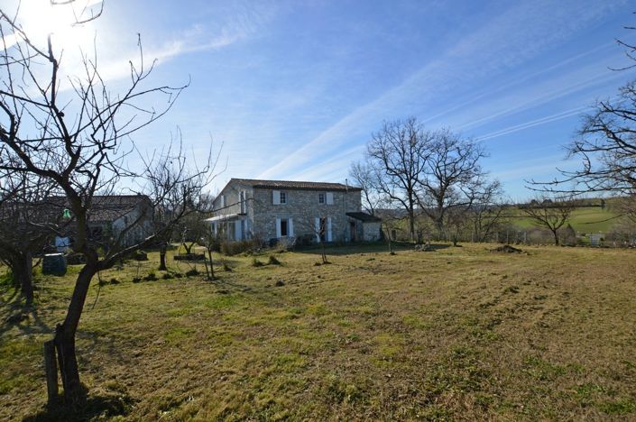 Image No.6-4 Bed Property for sale