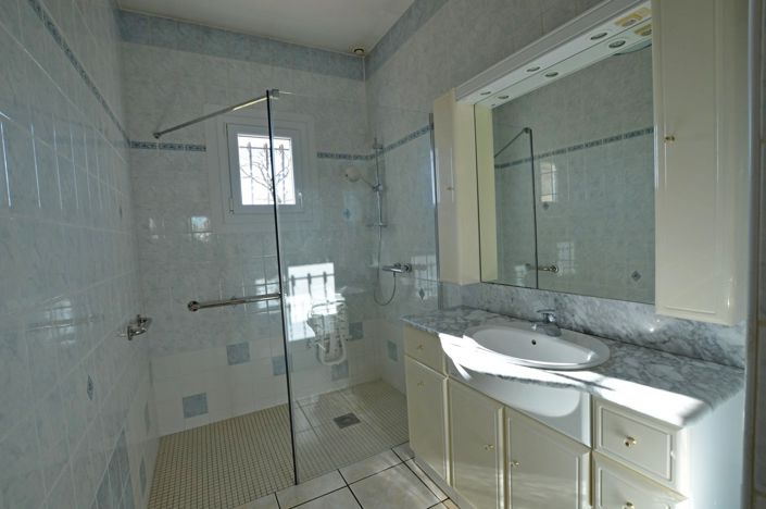 Image No.13-2 Bed Country House for sale