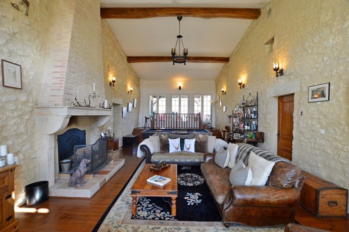 Image No.11-6 Bed Country House for sale