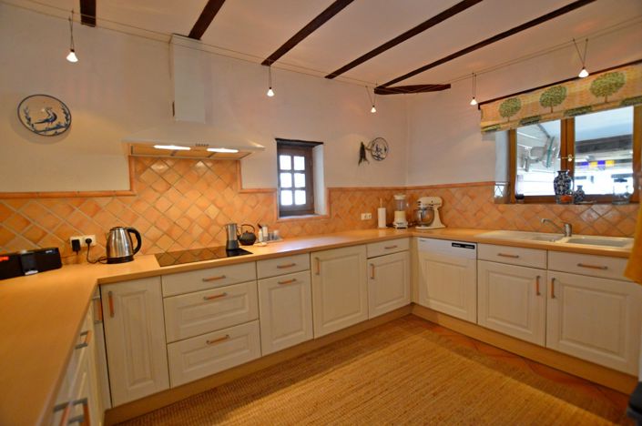 Image No.12-3 Bed Village House for sale